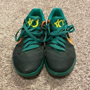 Nike KD Trey5 size 10